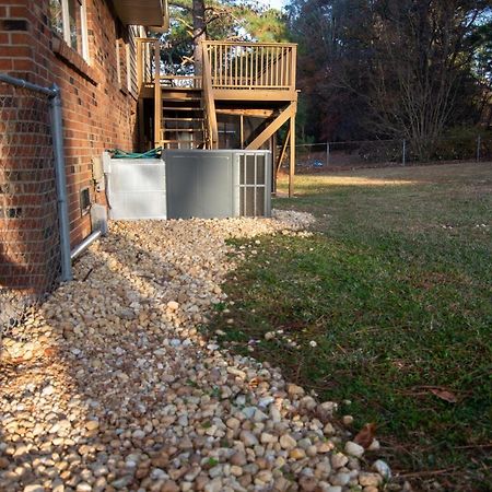 Pine Forest Zen Cottage - 10 Min To Fort Bragg Fayetteville Exterior foto